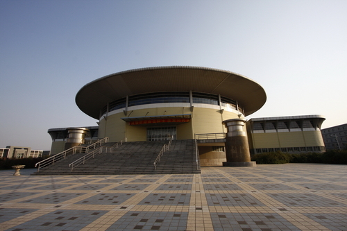 吉林大學體育館