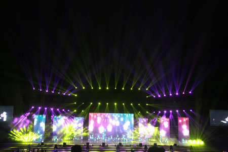 貴州銅仁三萬人大型演唱會