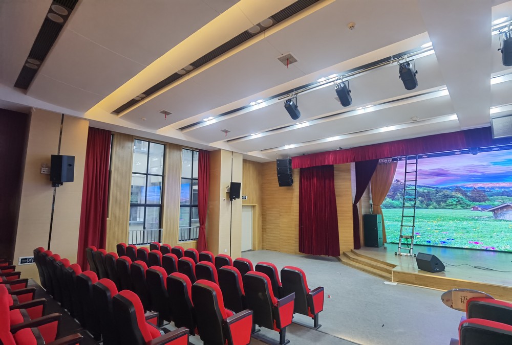 南昌二十六中報(bào)告廳