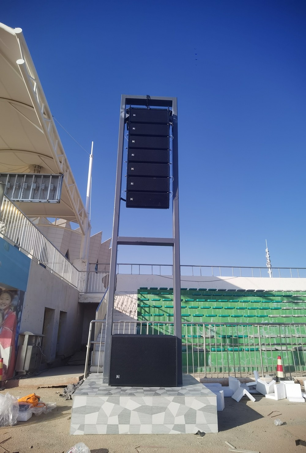 甘肅能源化工職業(yè)學(xué)院體育場(chǎng)擴(kuò)聲系統(tǒng)